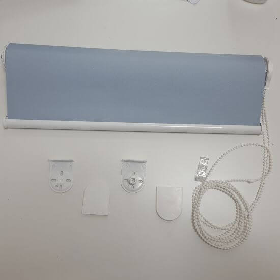 Tenda a rullo con tessuto filtrante