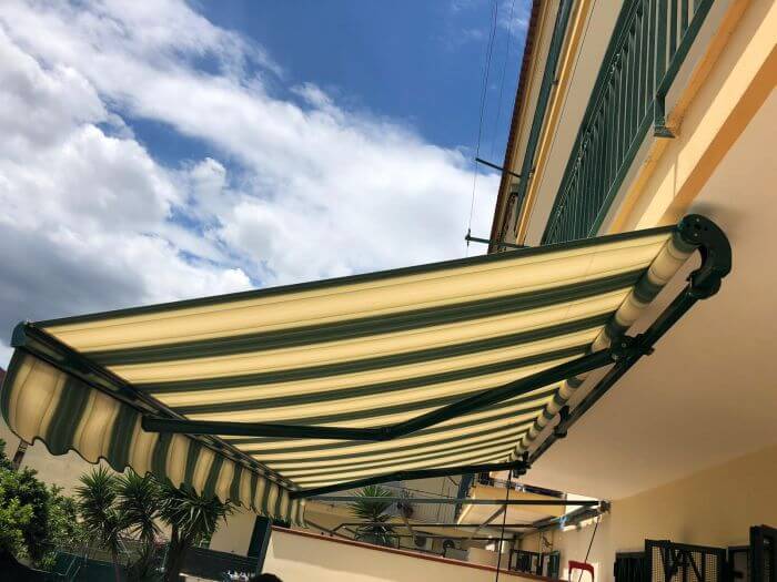Tenda da sole a bracci Tempotest 8000 ST con barra quadra (senza cassonetto)