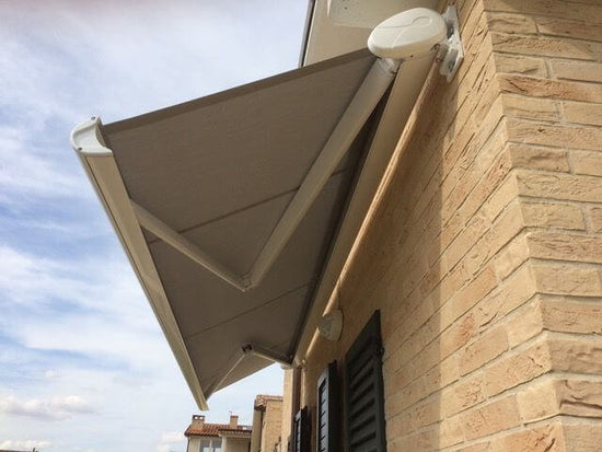 Tenda da sole a bracci Tempotest New 8000 BOX (cassonetto a scomparsa)